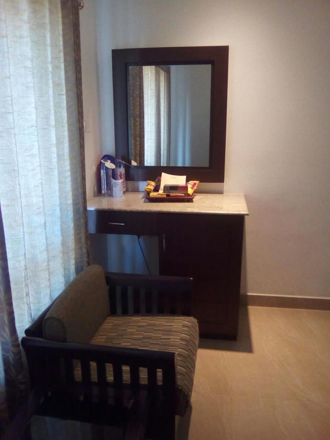 Lalitha Inn Guruvāyūr Exteriör bild
